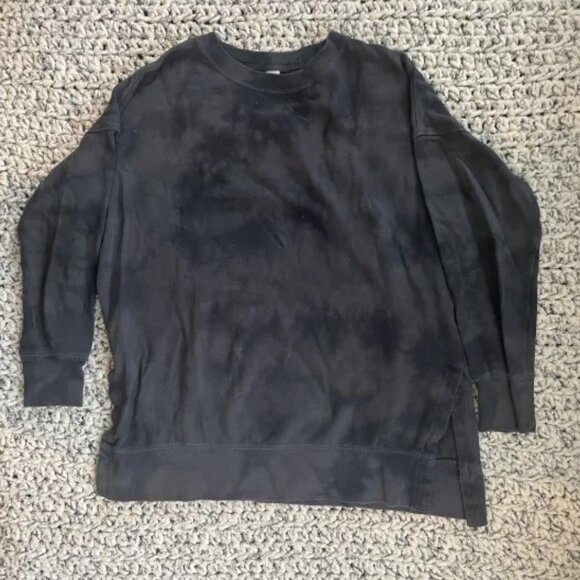 Small Subtle Black Tie Dye Sweatshirt. - Picture 1 of 2